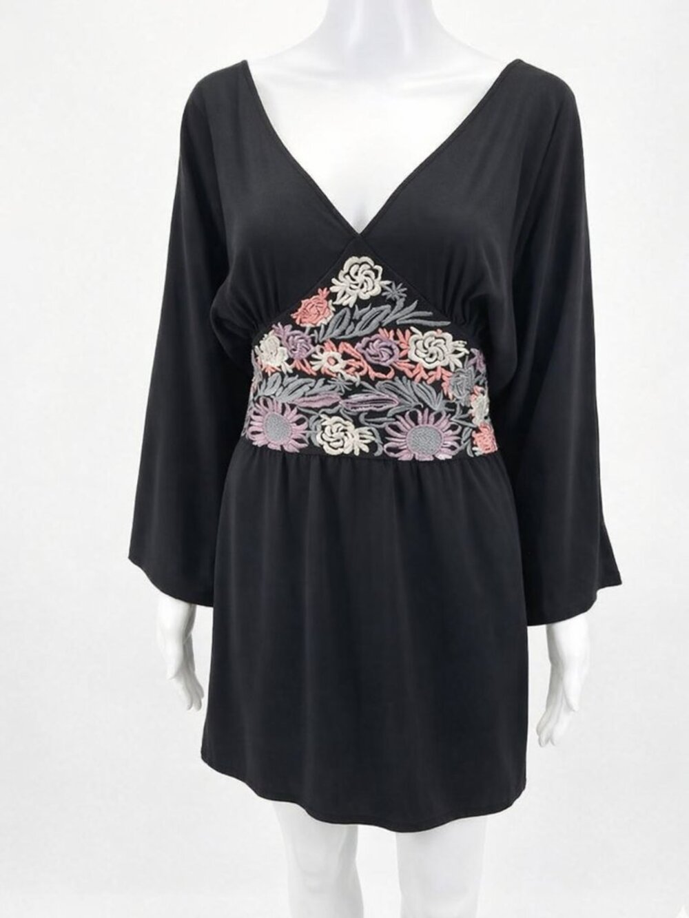 Midnight Velvet Black Embroidered Boho Tunic Dress 2X Rayon V-Neck Floral Waist